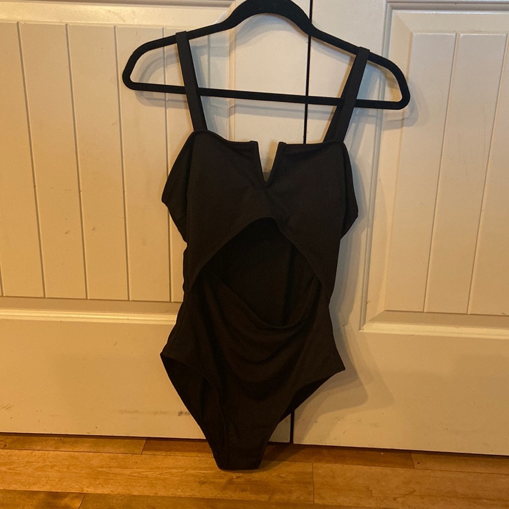 One piece swimsuit